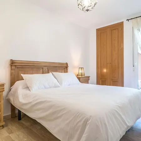 Apartamento Awesome In With House Sea View