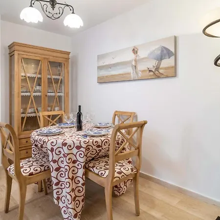 Apartment Awesome In With House Sea View *